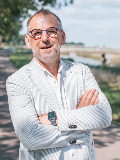 G.M. van der Velden